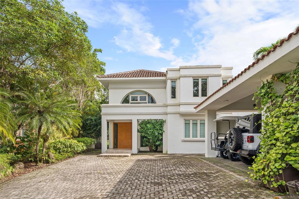 DORADO BEACH EAST - Residential