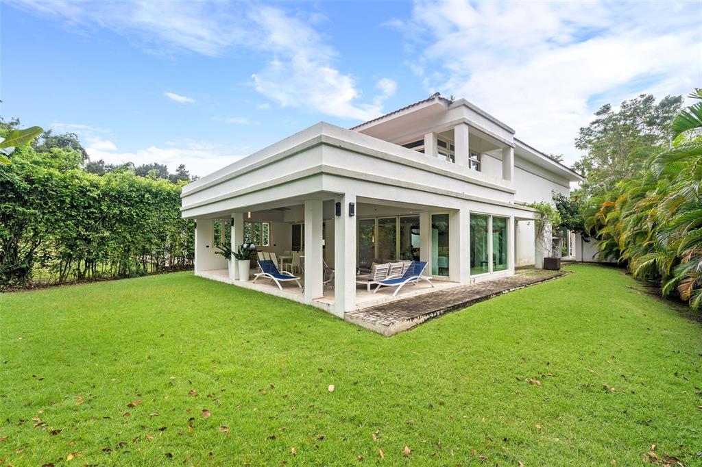 DORADO BEACH EAST - Residential