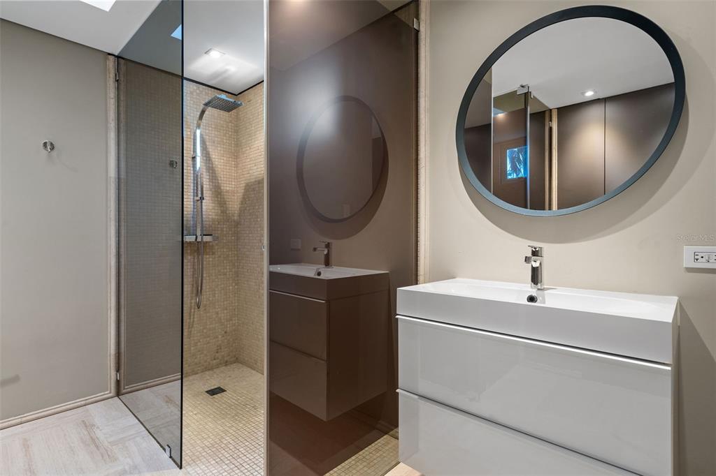 DORADO BEACH EAST - Residential