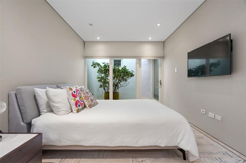 DORADO BEACH EAST - Residential