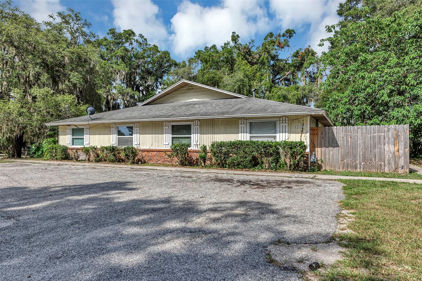 3990 SE 17TH COURT