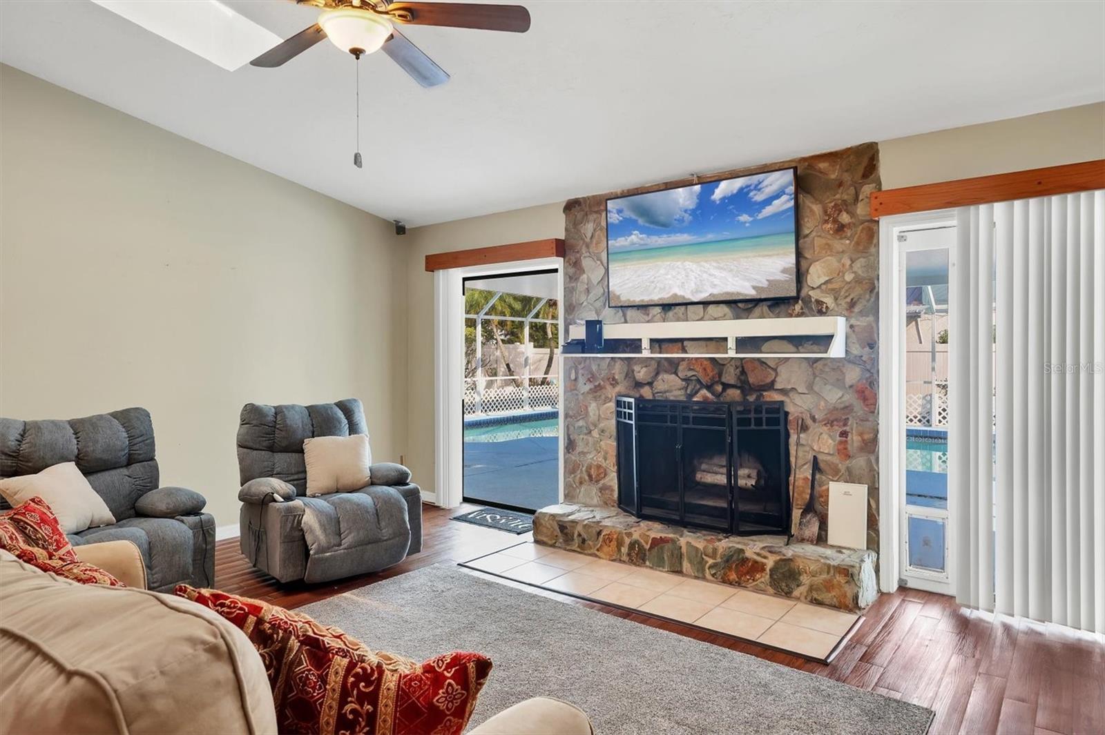 HERITAGE WEST - Residential