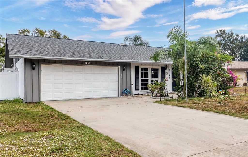 Photo of 2105 39th Street W, Bradenton, FL 34205 (MLS # A4675407)