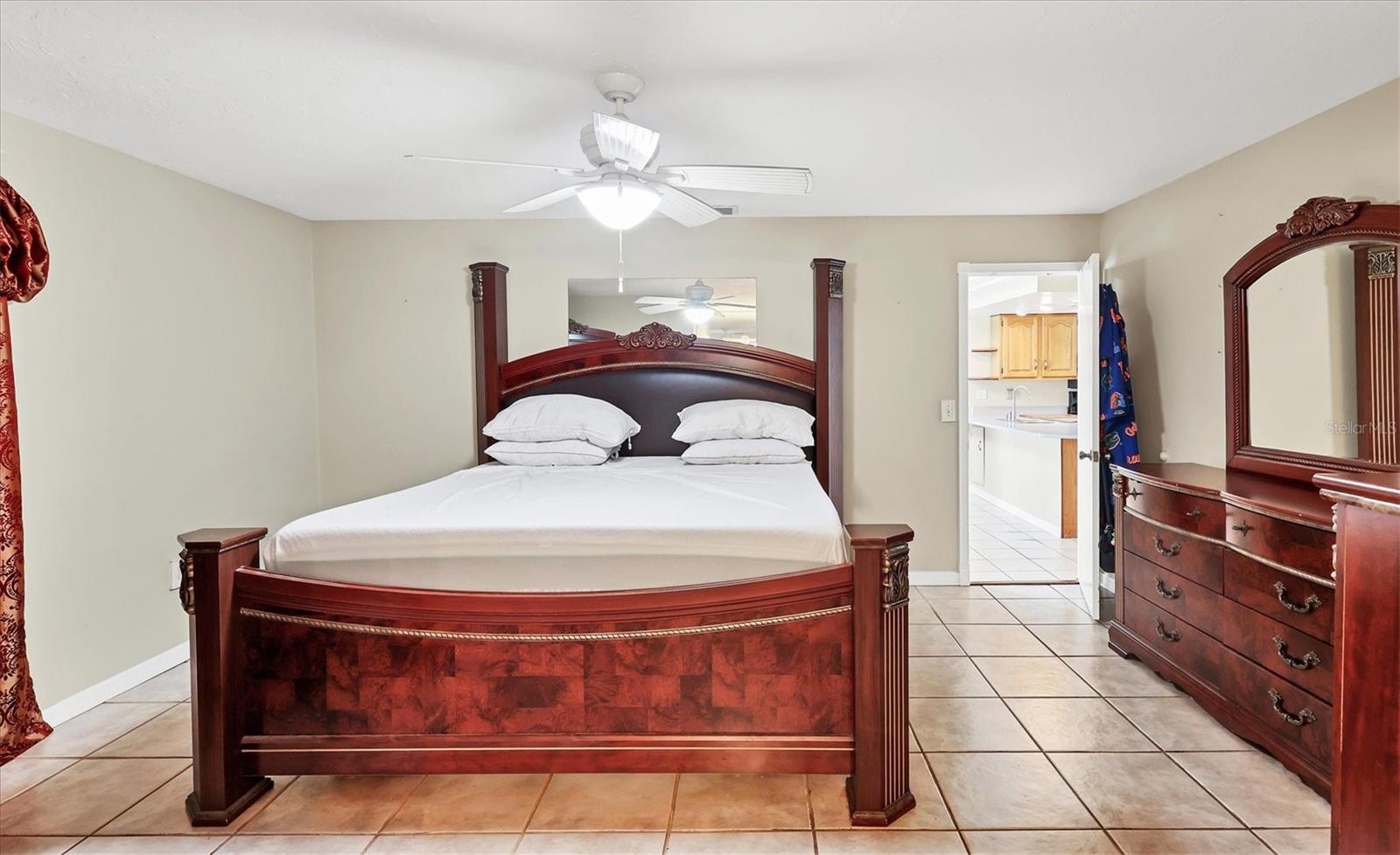 HERITAGE WEST - Residential