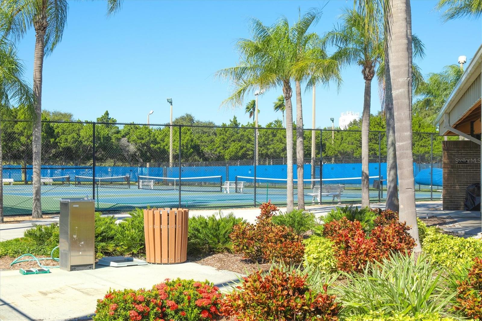 HERITAGE WEST - Residential