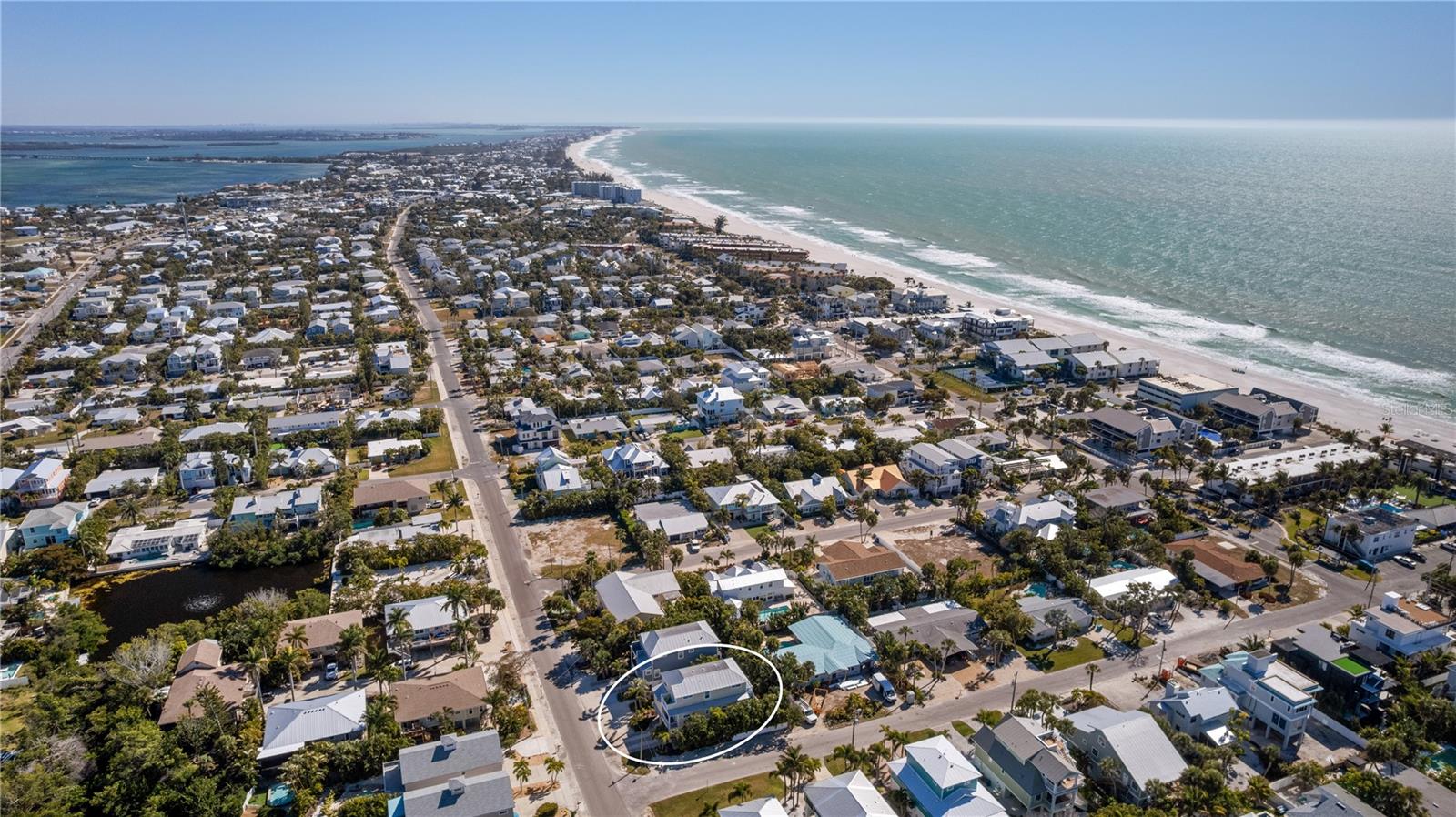 6906 HOLMES BLVD - Residential