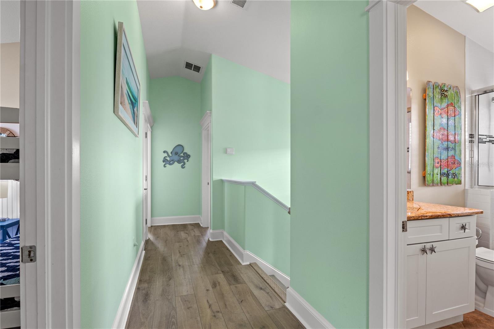 6906 HOLMES BLVD - Residential