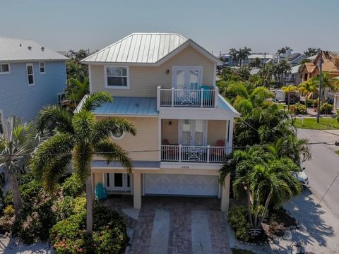6908 HOLMES BOULEVARD HOLMES BEACH FL 34217