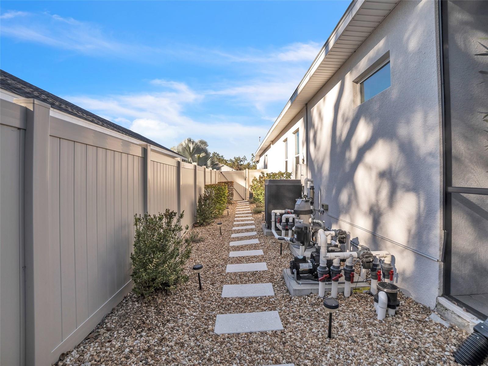 HICKORY BREEZE SUB - Residential