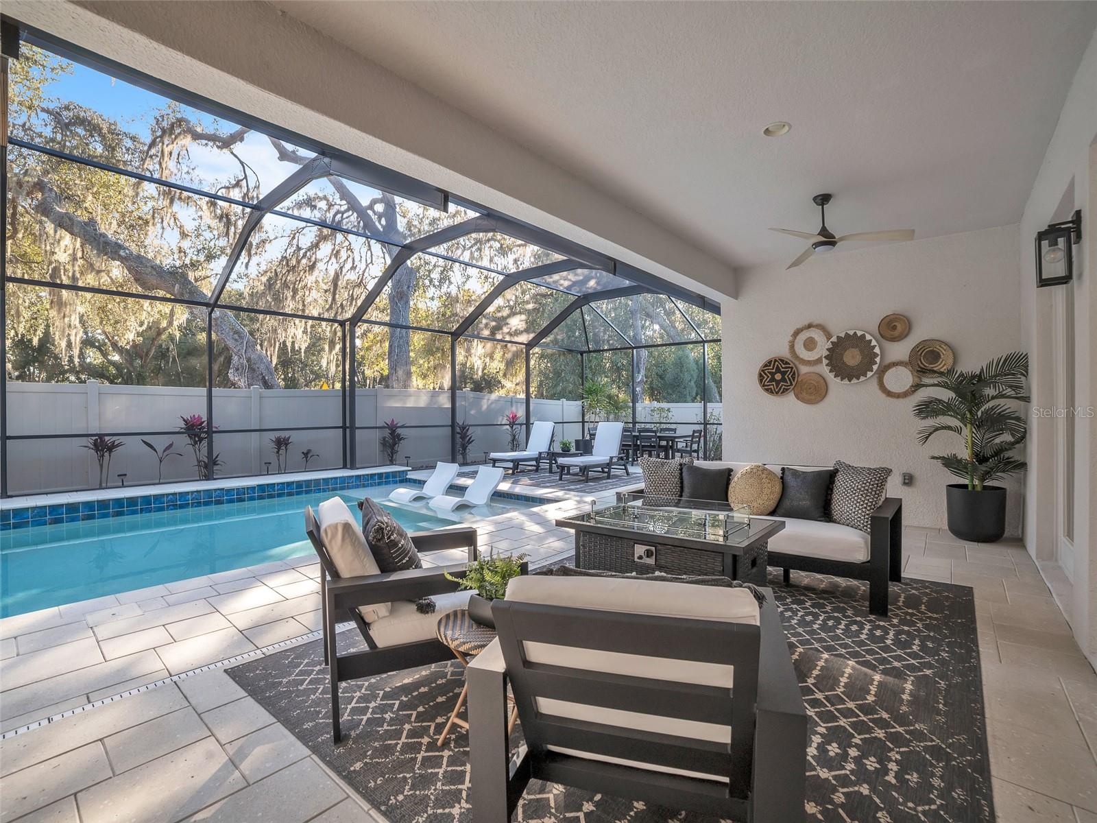 HICKORY BREEZE SUB - Residential