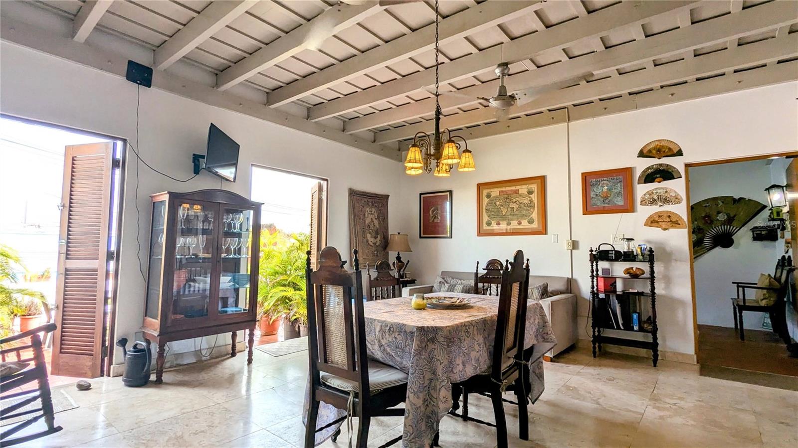 LUNA LUNA - Residential