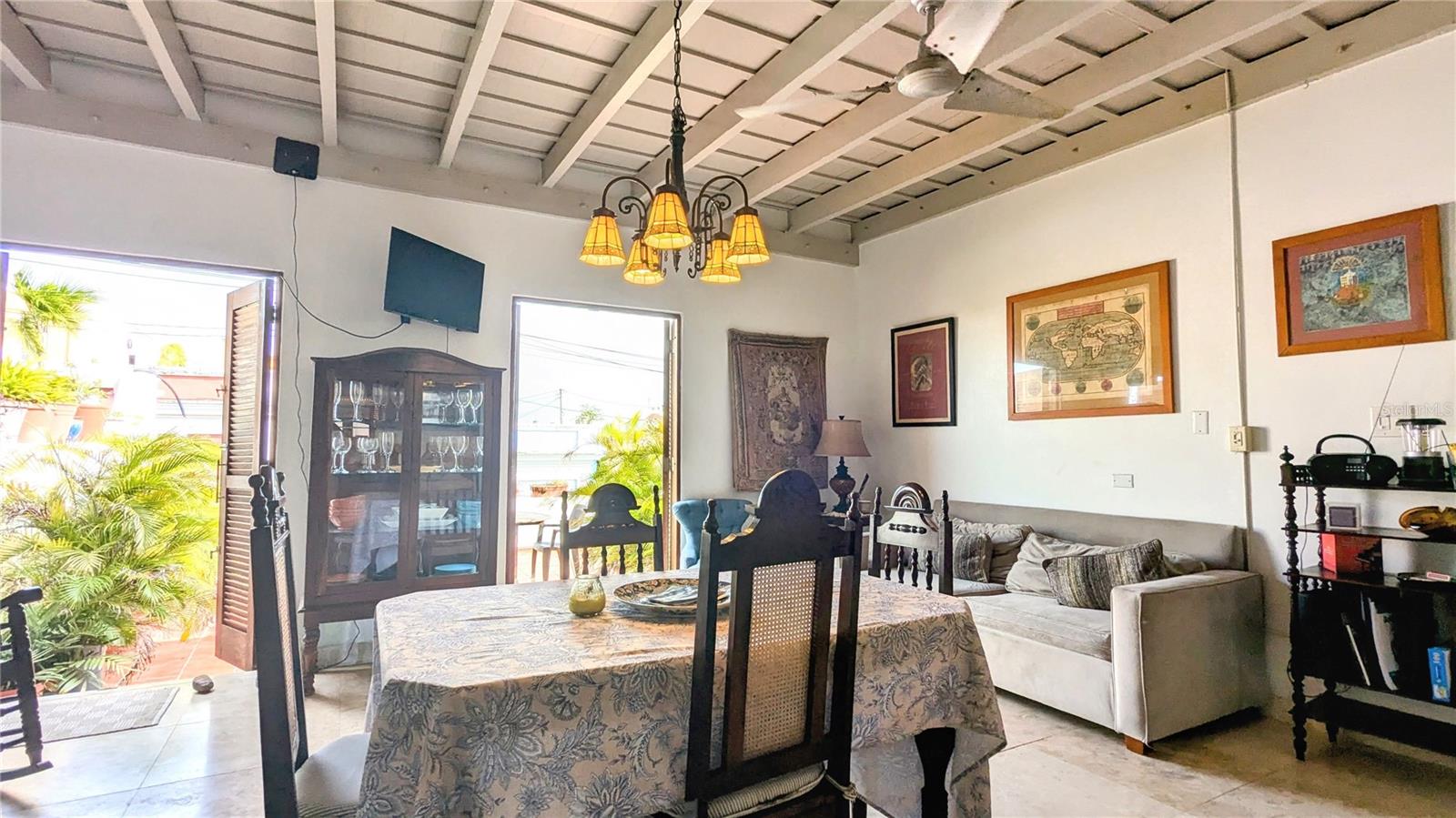 LUNA LUNA - Residential