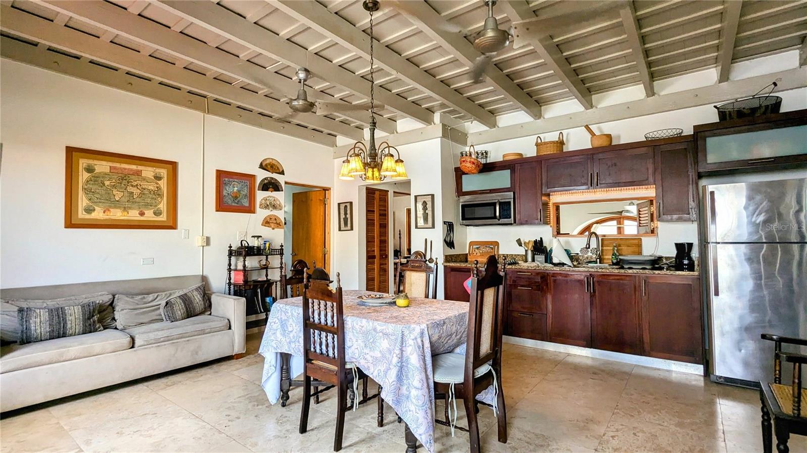 LUNA LUNA - Residential