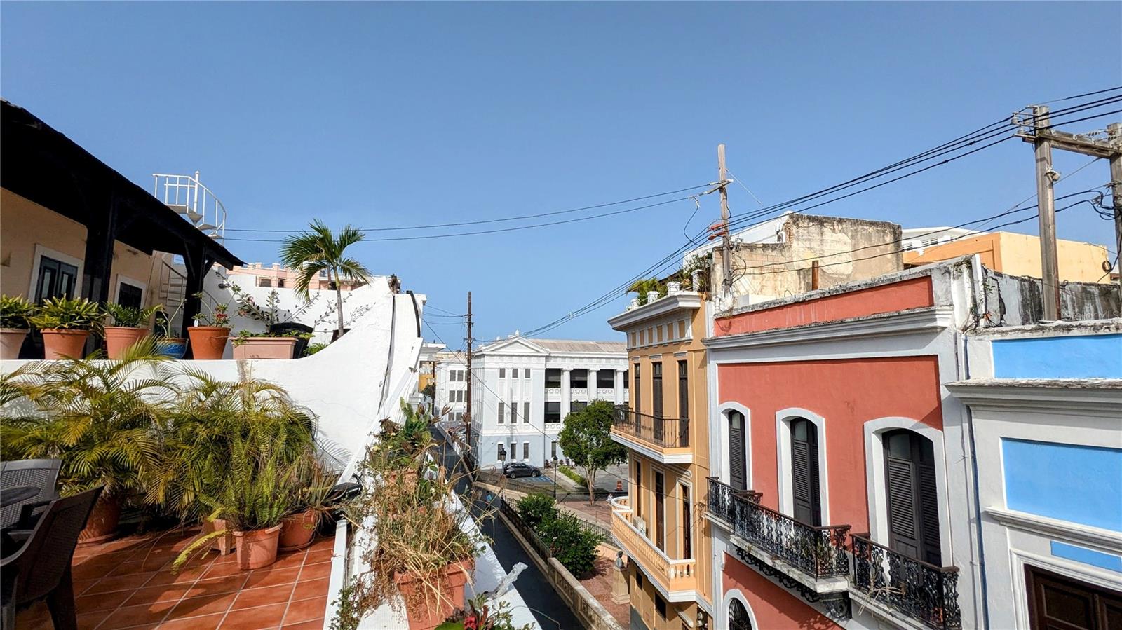 LUNA LUNA - Residential