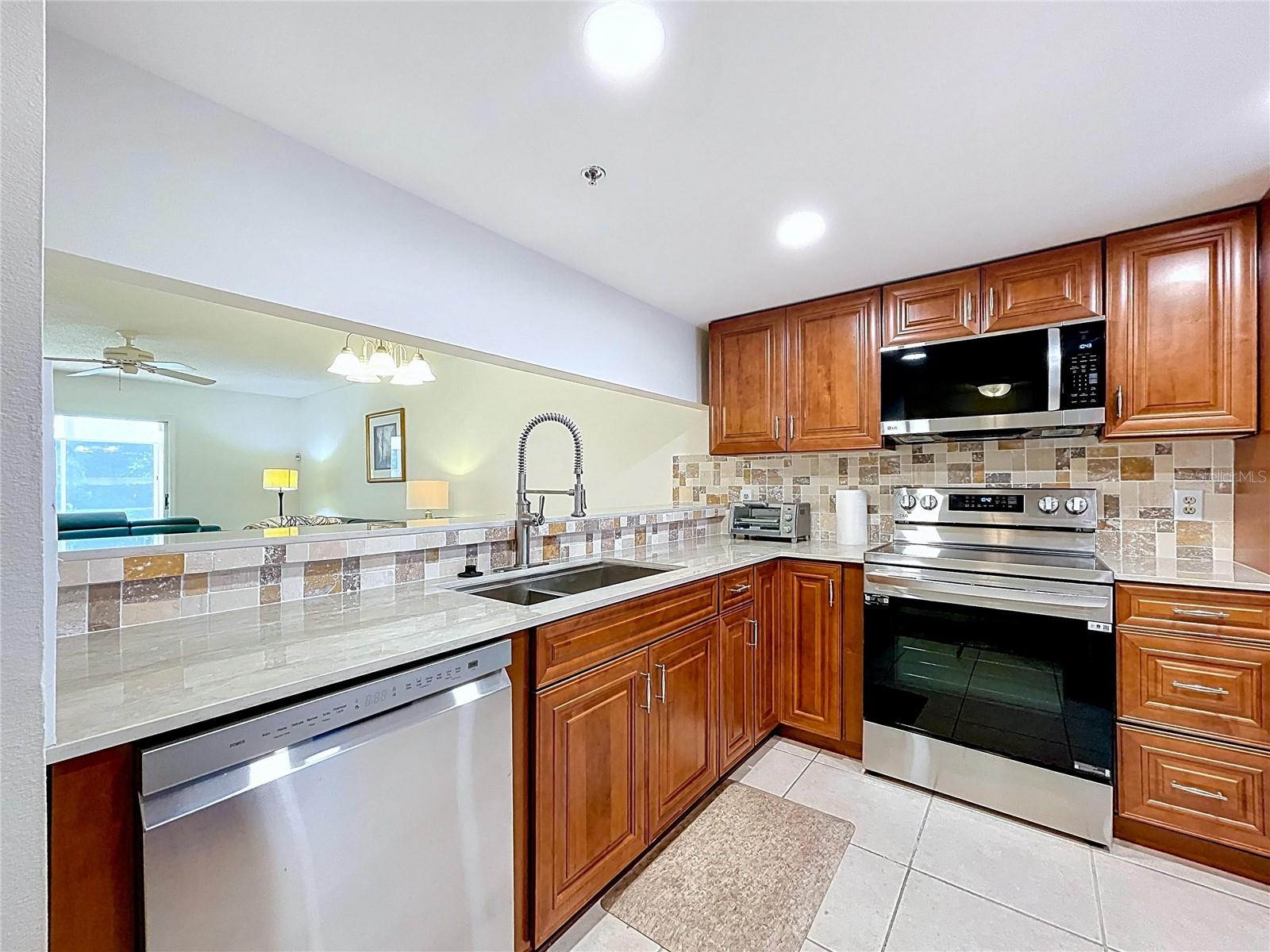 COUNTRY VILLAGE SEC 13 - Residential