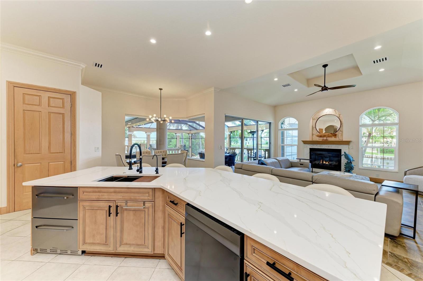 GRASSY POINT ESTS - Residential