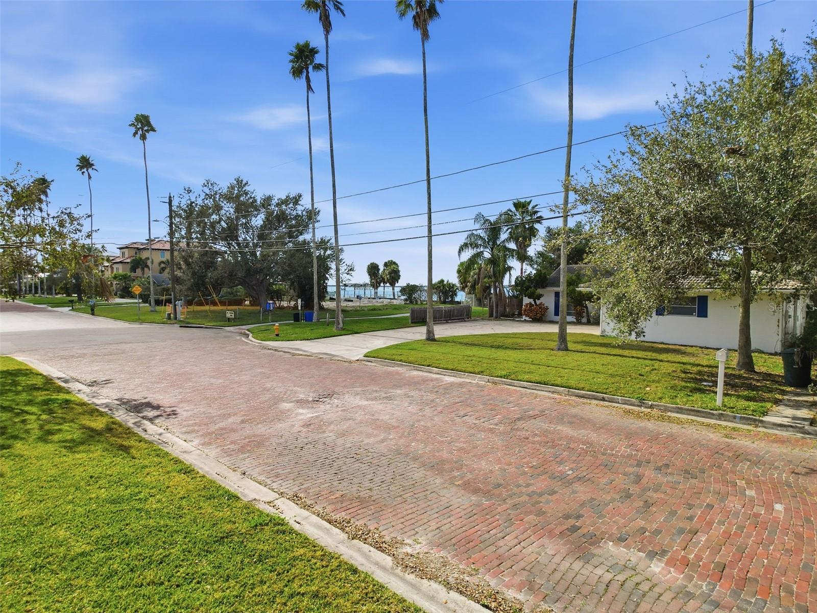 DUNEDIN ISLES 1 - Residential