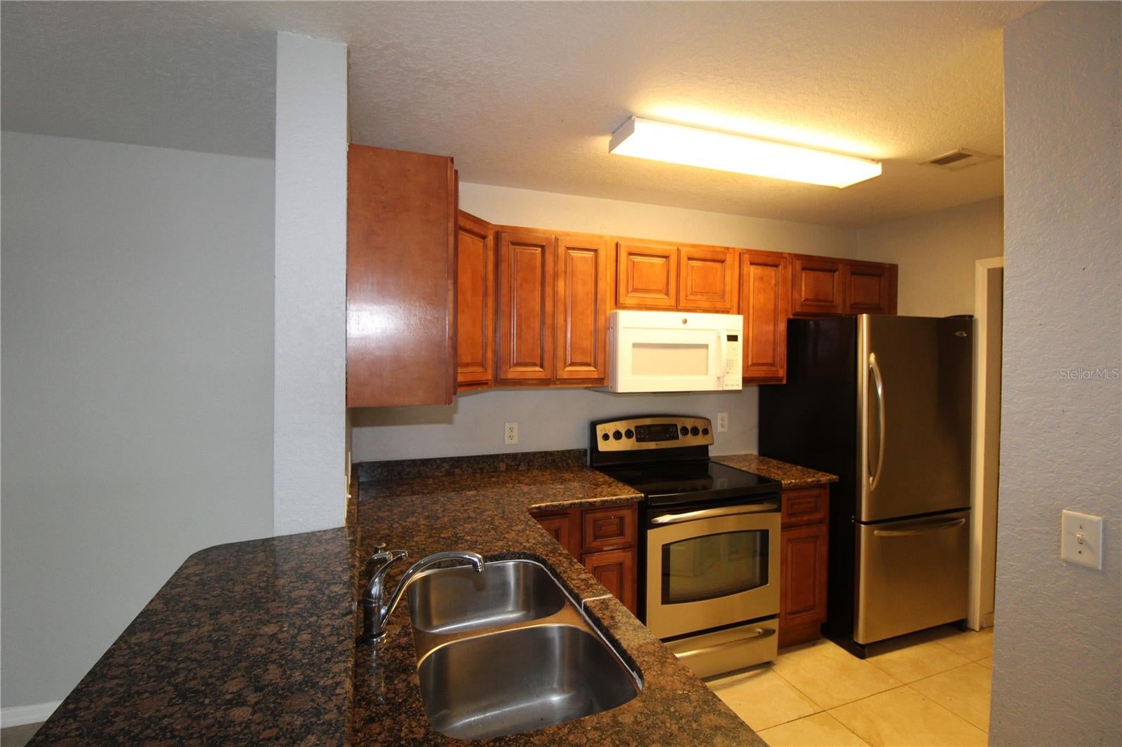 7511 SEURAT STREET 10106