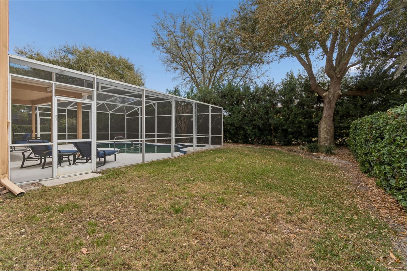 EMERALD FOREST - Residential