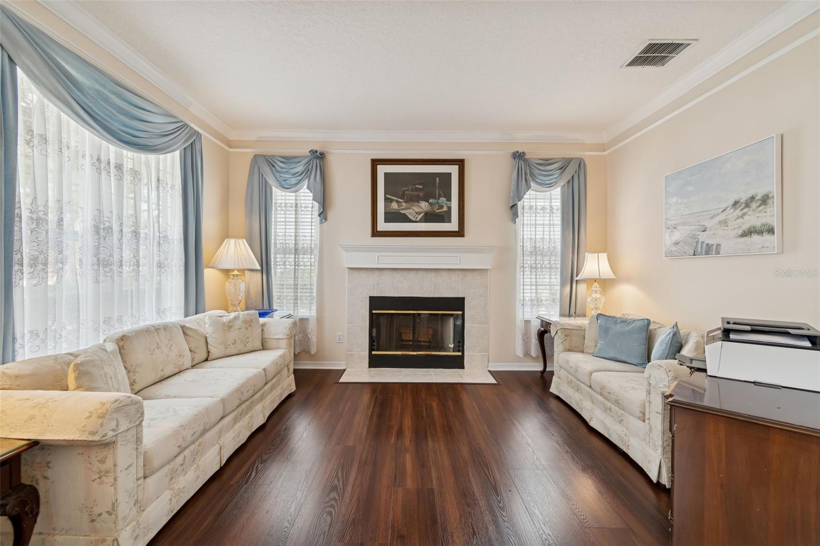 EMERALD FOREST - Residential