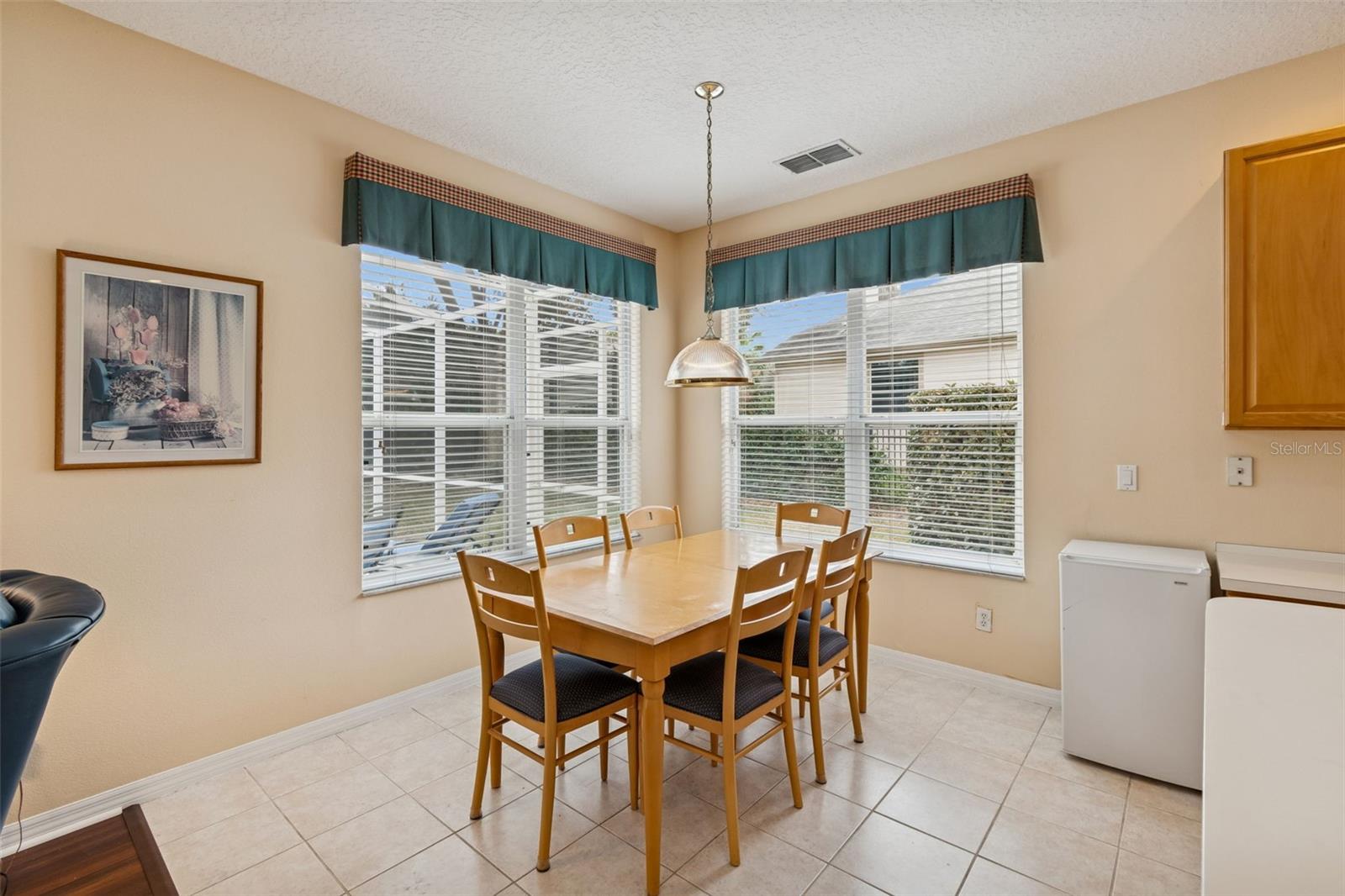 EMERALD FOREST - Residential