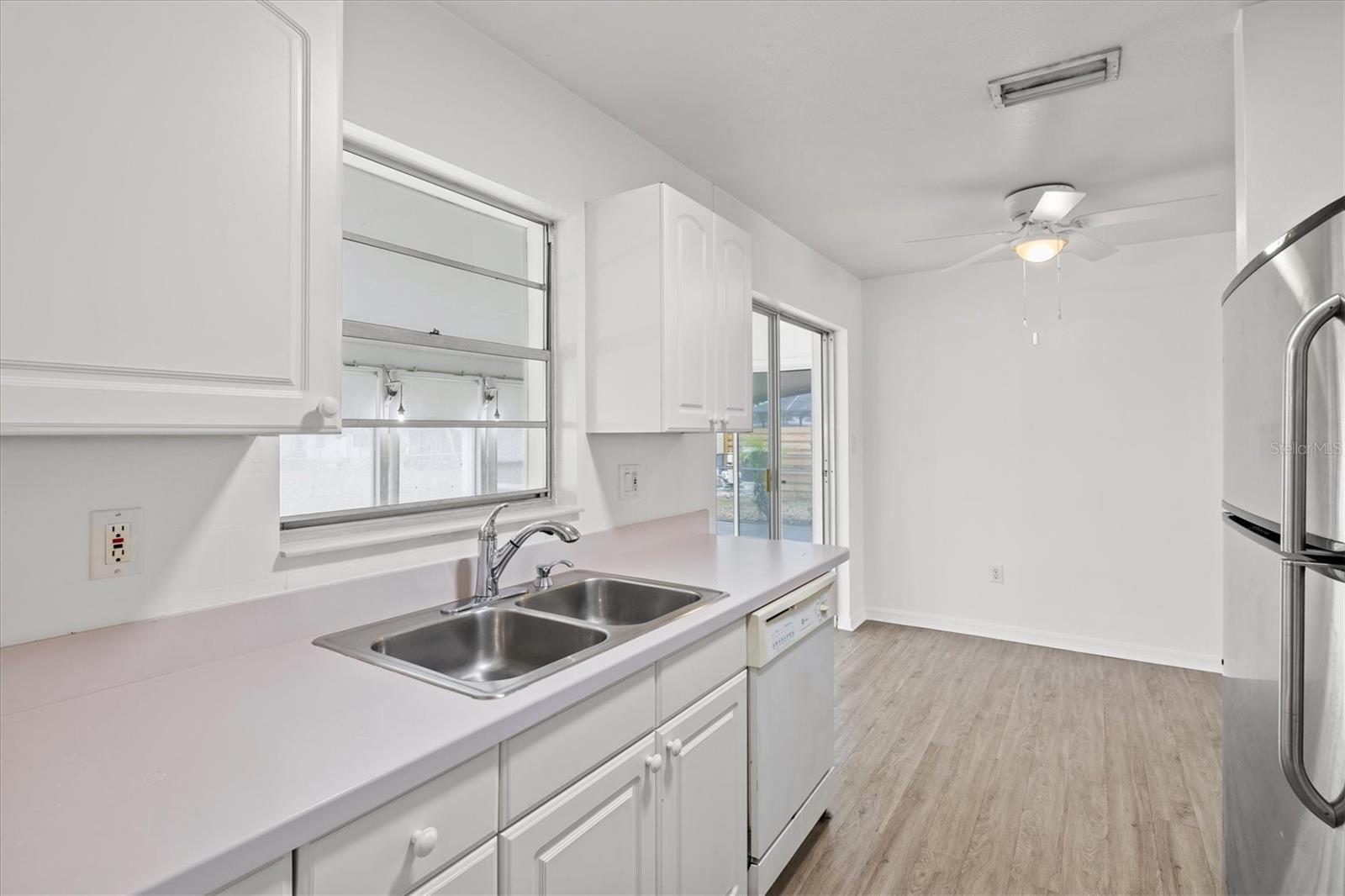 BEACH VILLAGE - Residential