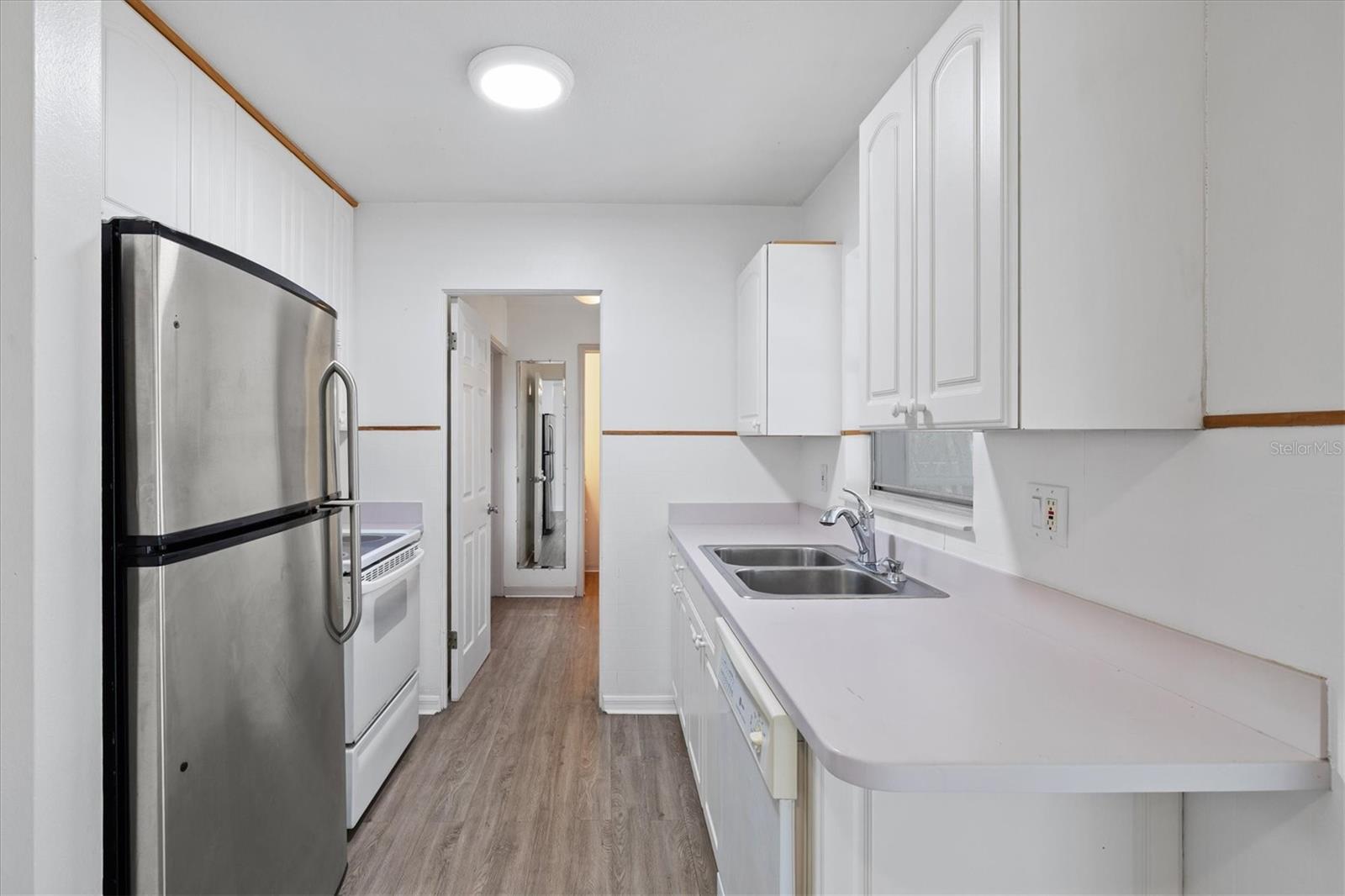 BEACH VILLAGE - Residential