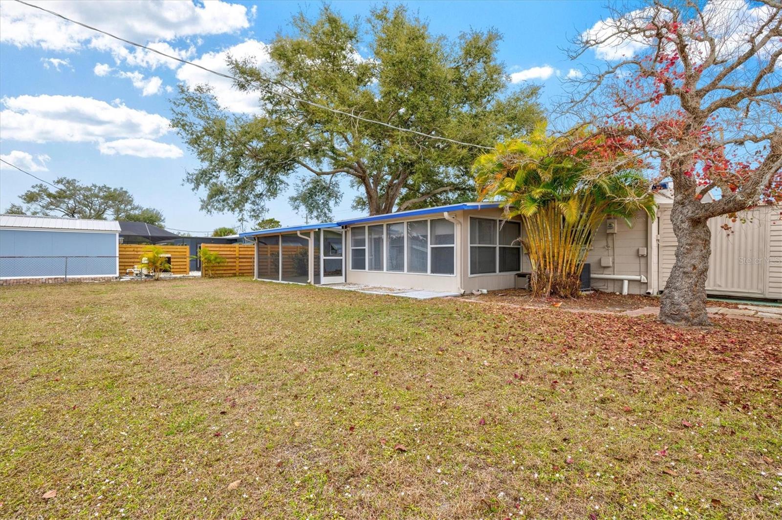 BEACH VILLAGE - Residential