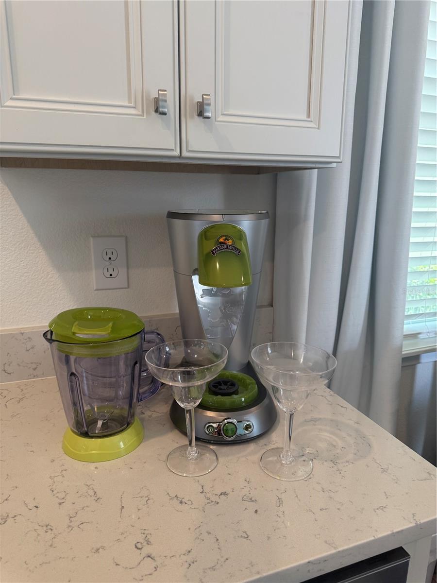 MARGARITAVILLE / ROLLING OAKS PH 6 - Residential