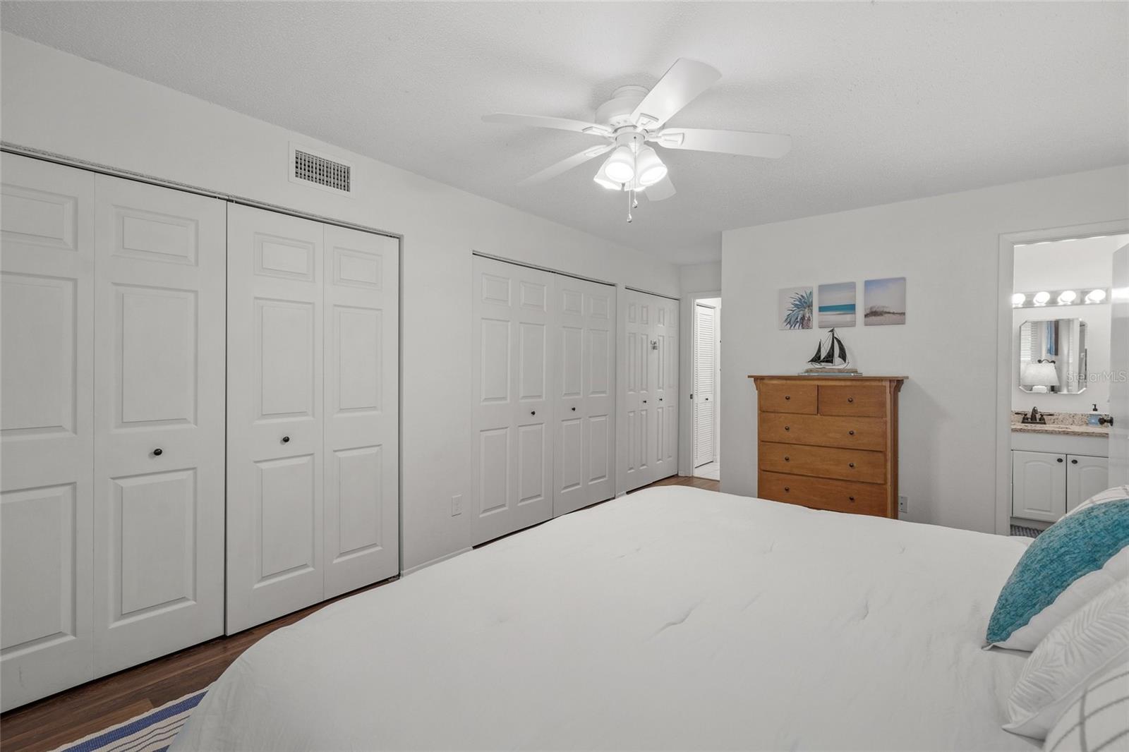 WHITE SANDS VILLAGE - Residential