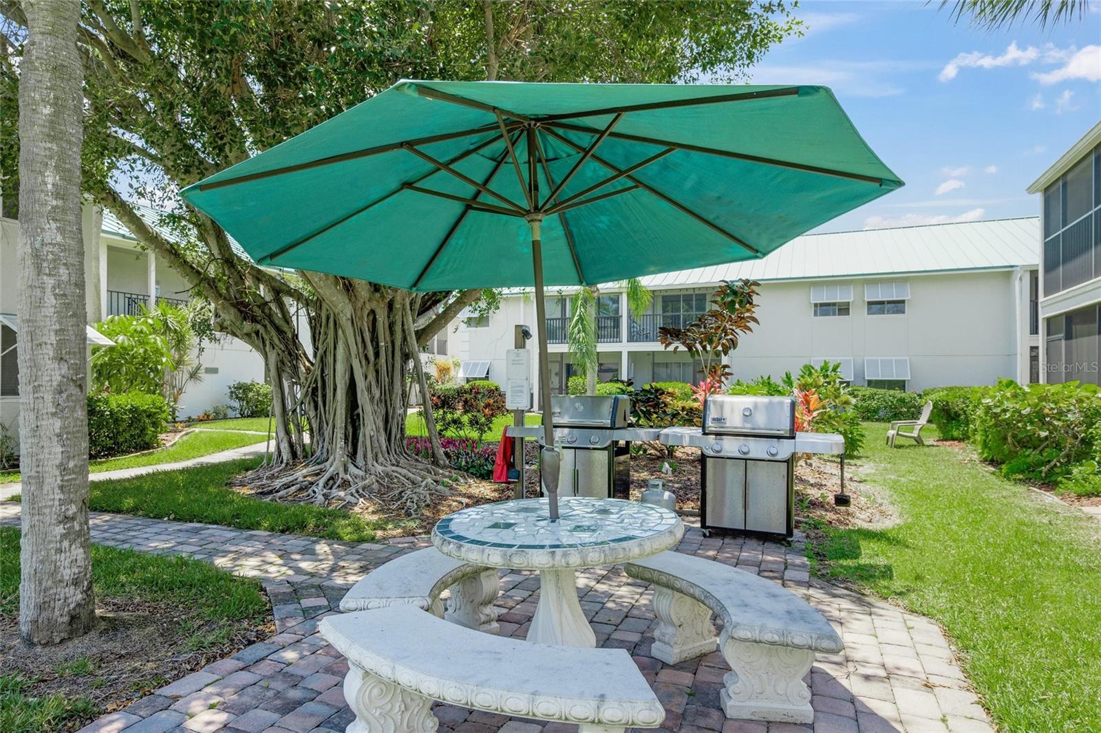 WHITE SANDS VILLAGE - Residential