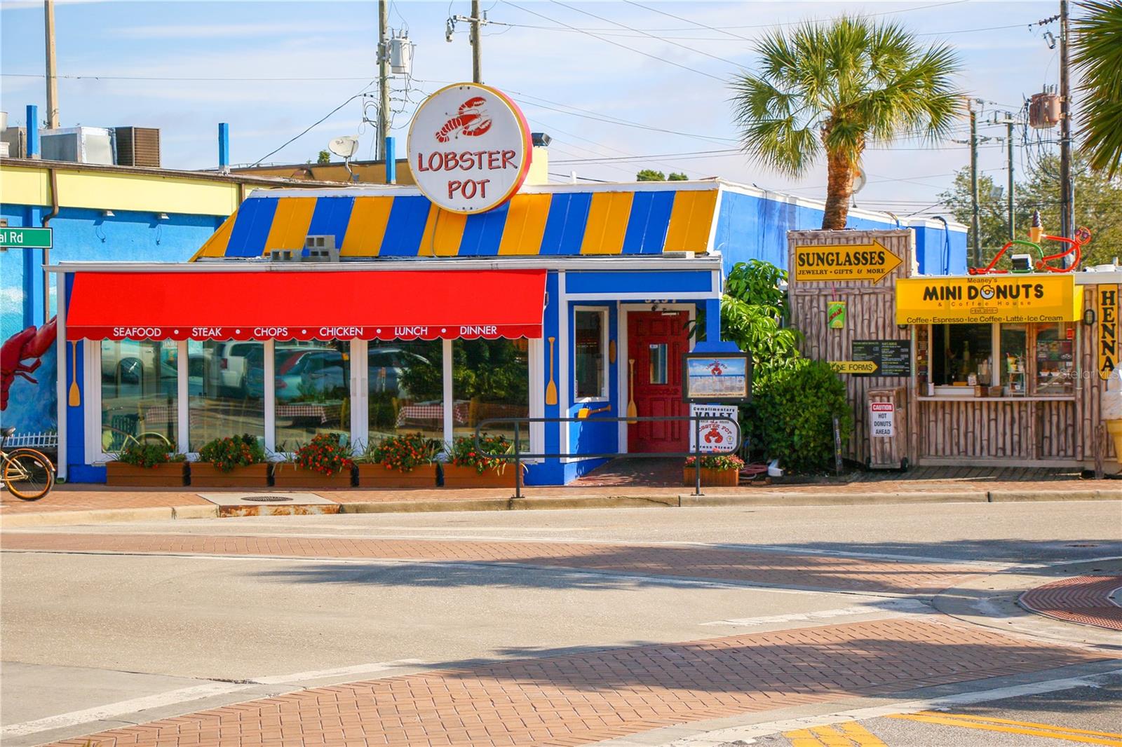 WHITE SANDS VILLAGE - Residential