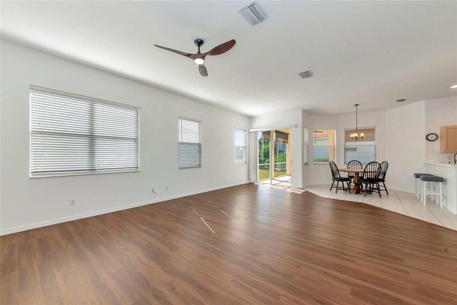 STONEBRIDGE - Residential