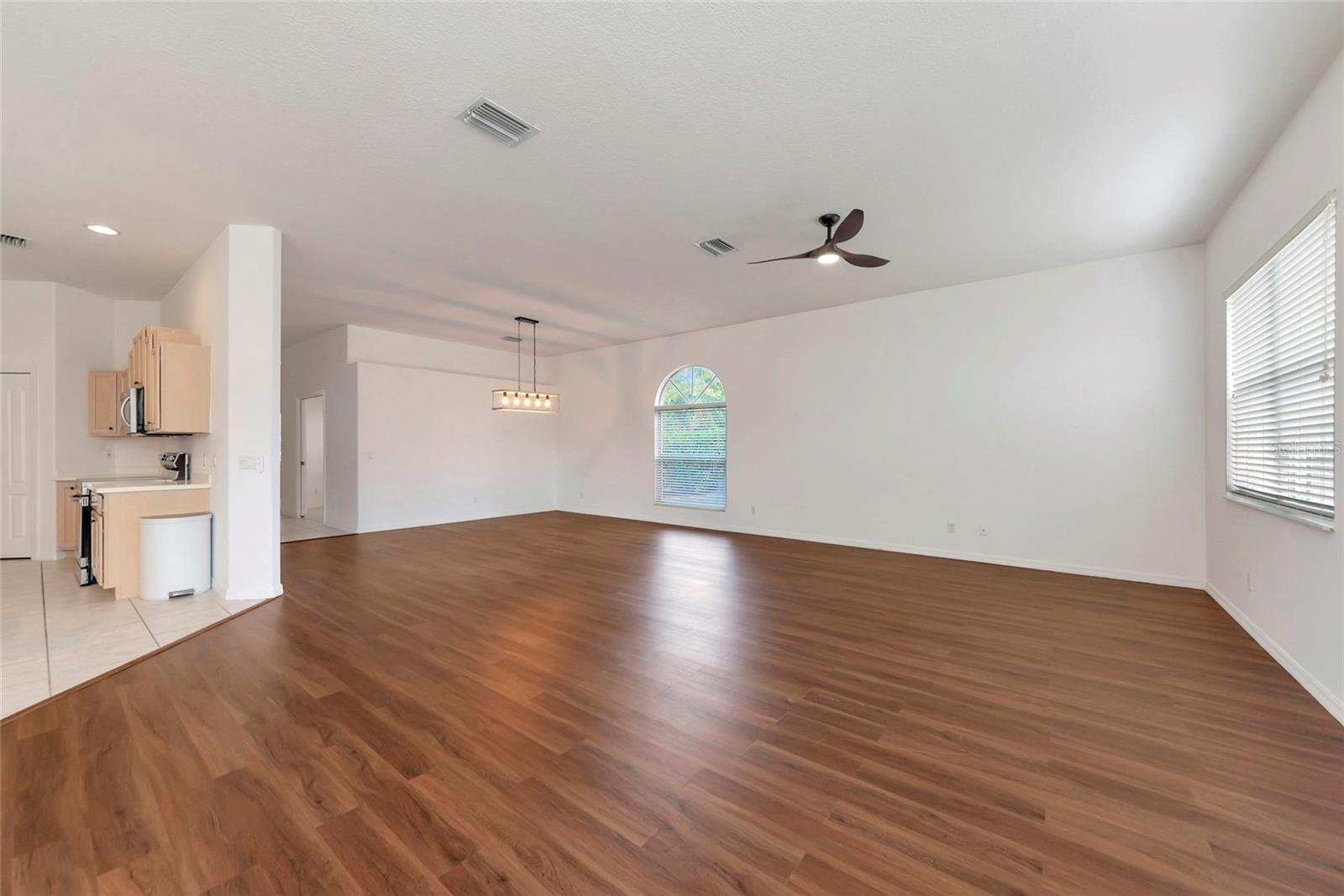 STONEBRIDGE - Residential