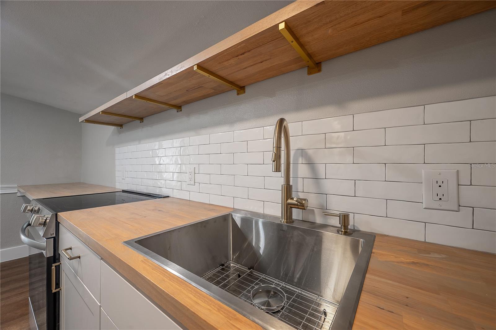 NORTH PARK ANNEX - Residential Lease