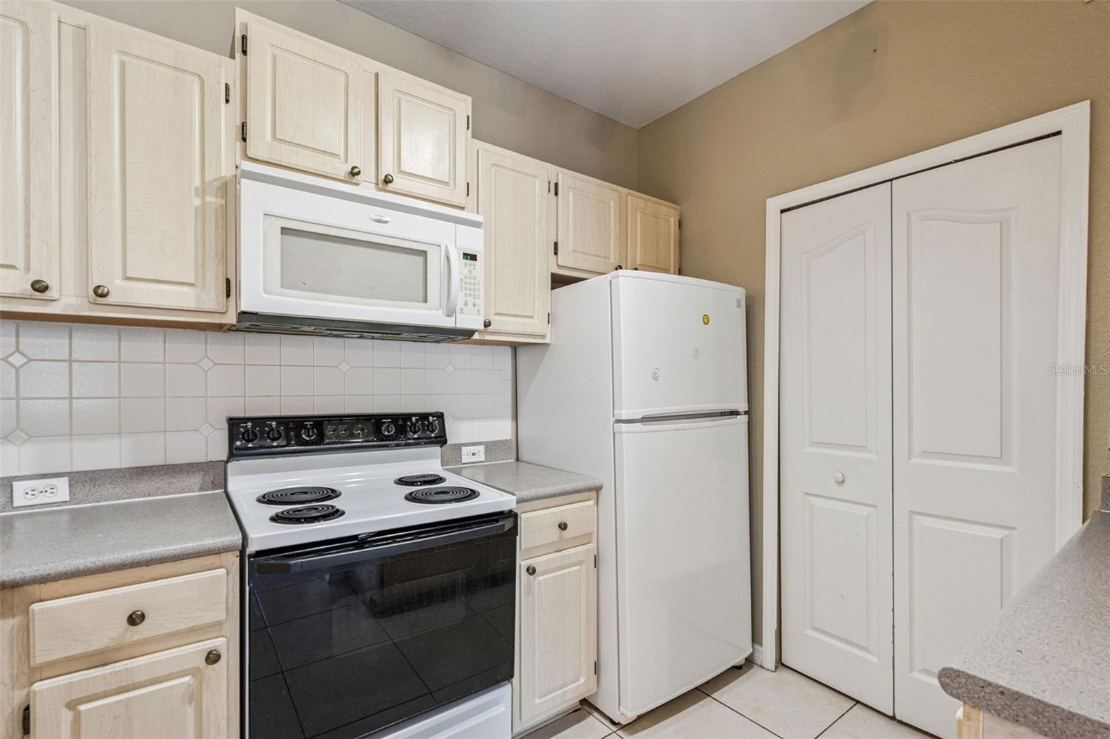 BELLA TERRA CONDOMINIUM - Residential