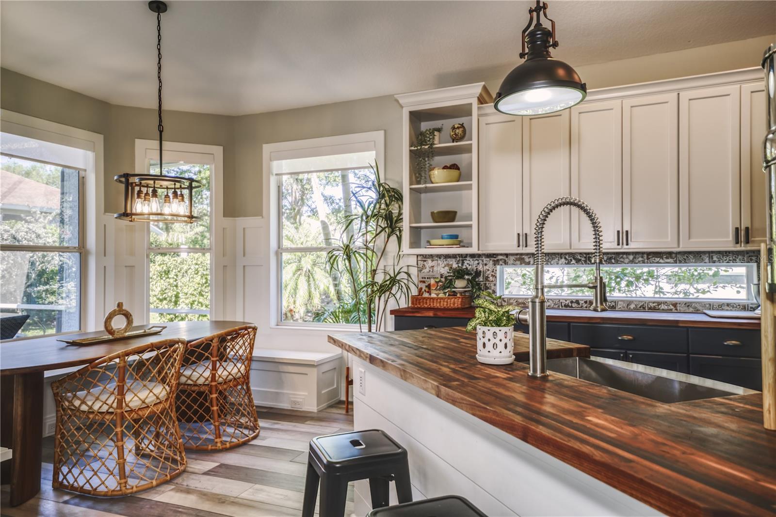 HARBORAGE ON BRADEN RIVER PH I - Residential Lease