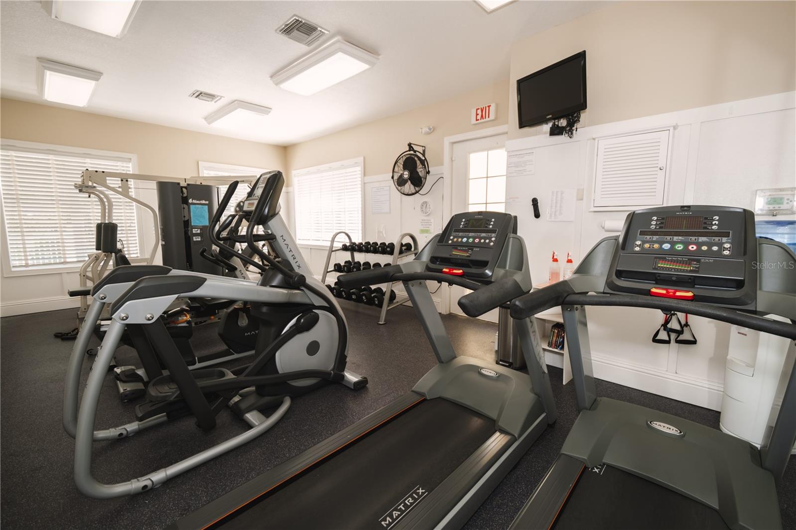 HARBORAGE ON BRADEN RIVER PH I - Residential Lease