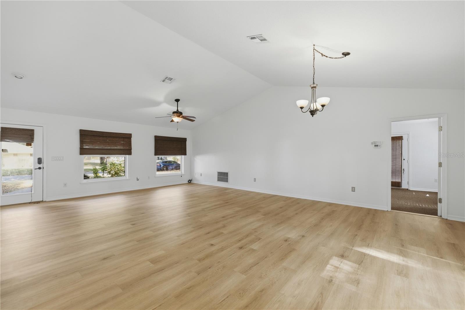 SUN TREE - Residential