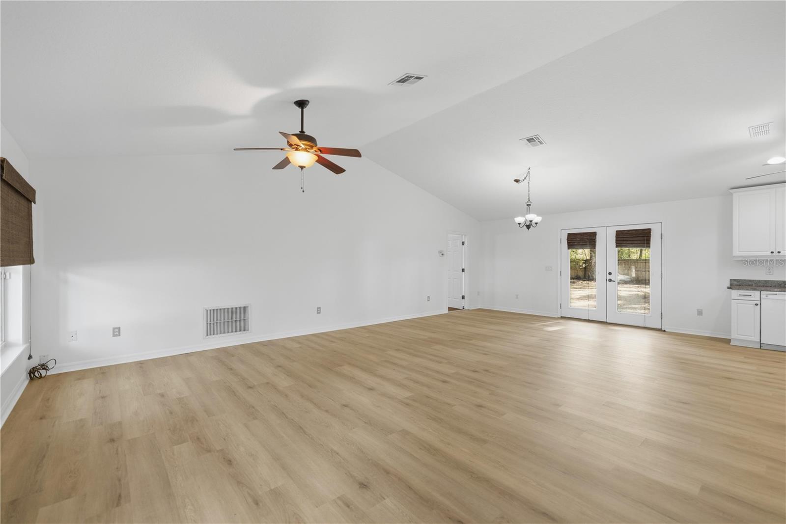 SUN TREE - Residential