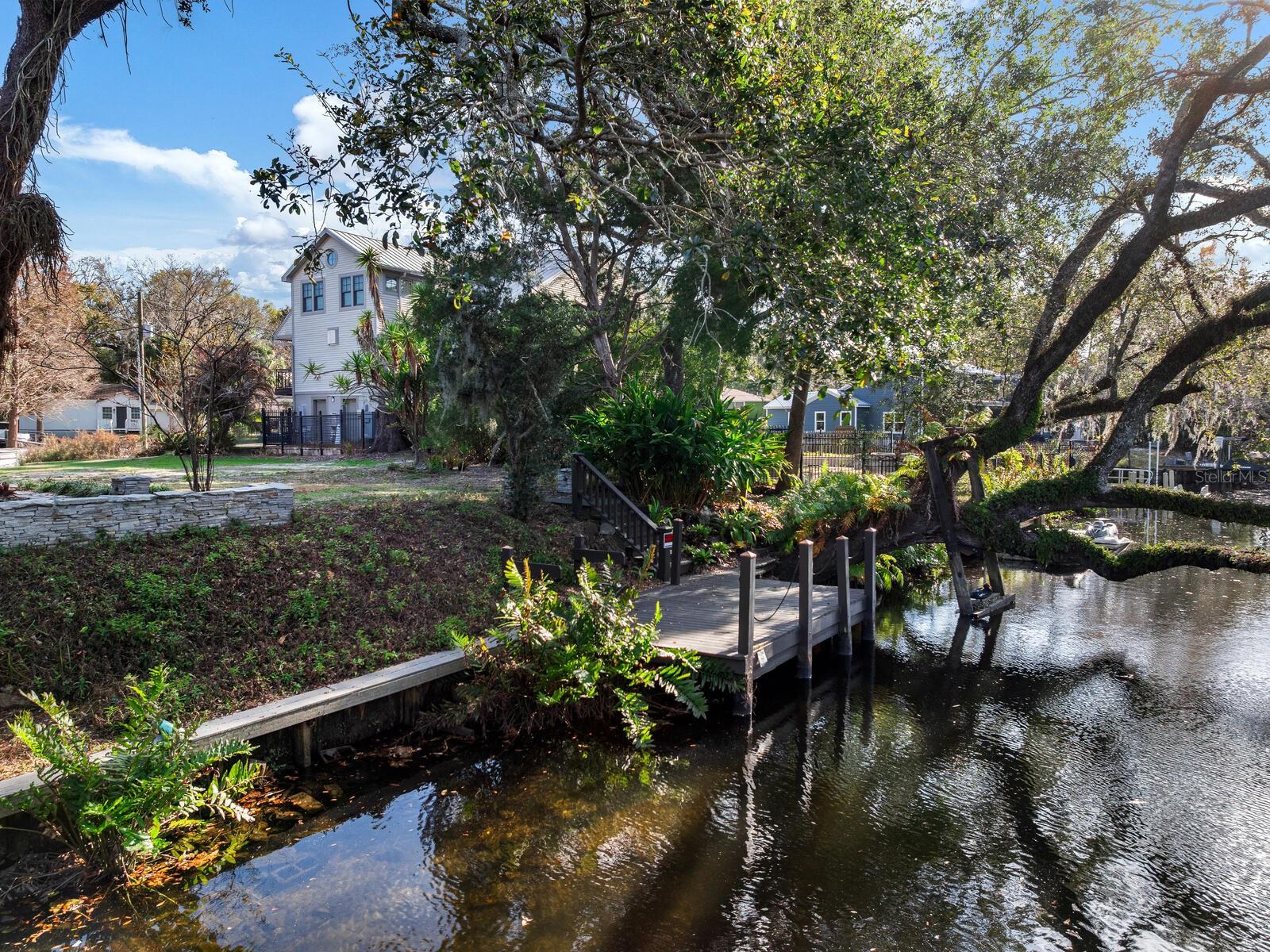 RIVERBEND SUB - Land