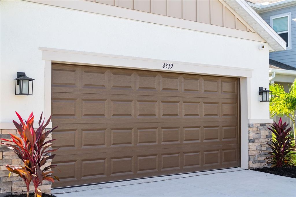 Esplanade at Azario Lakewood Ranch Homes for Sale 5 Photo of 4319 Pond Brook Court, Bradenton, FL 34211 (MLS # A4669289)