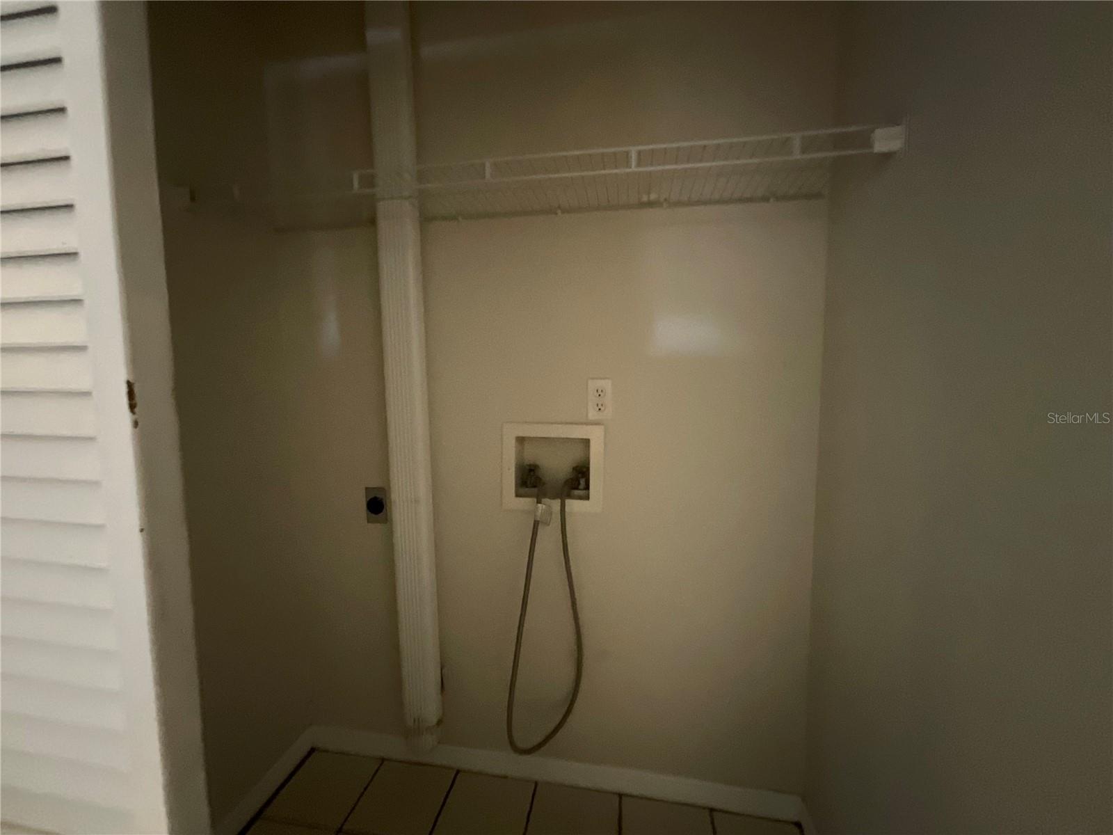 CAMBRIDGE ON GREEN - Residential