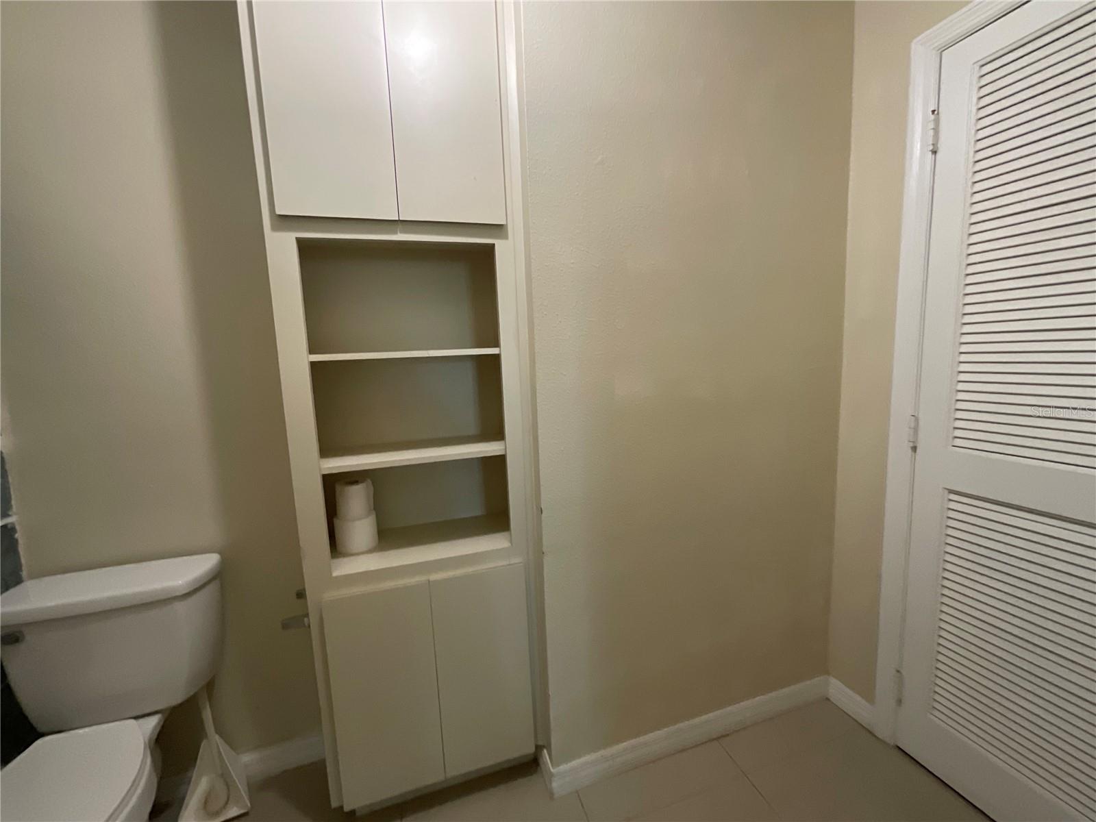 CAMBRIDGE ON GREEN - Residential