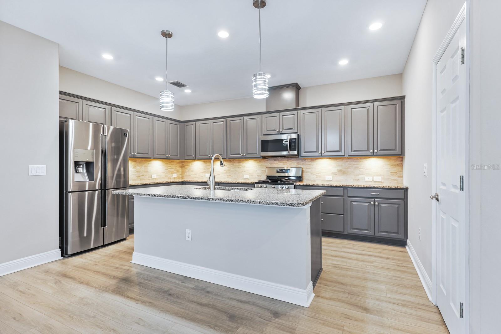 FISHHAWK RANCH WEST PH 3A - Residential