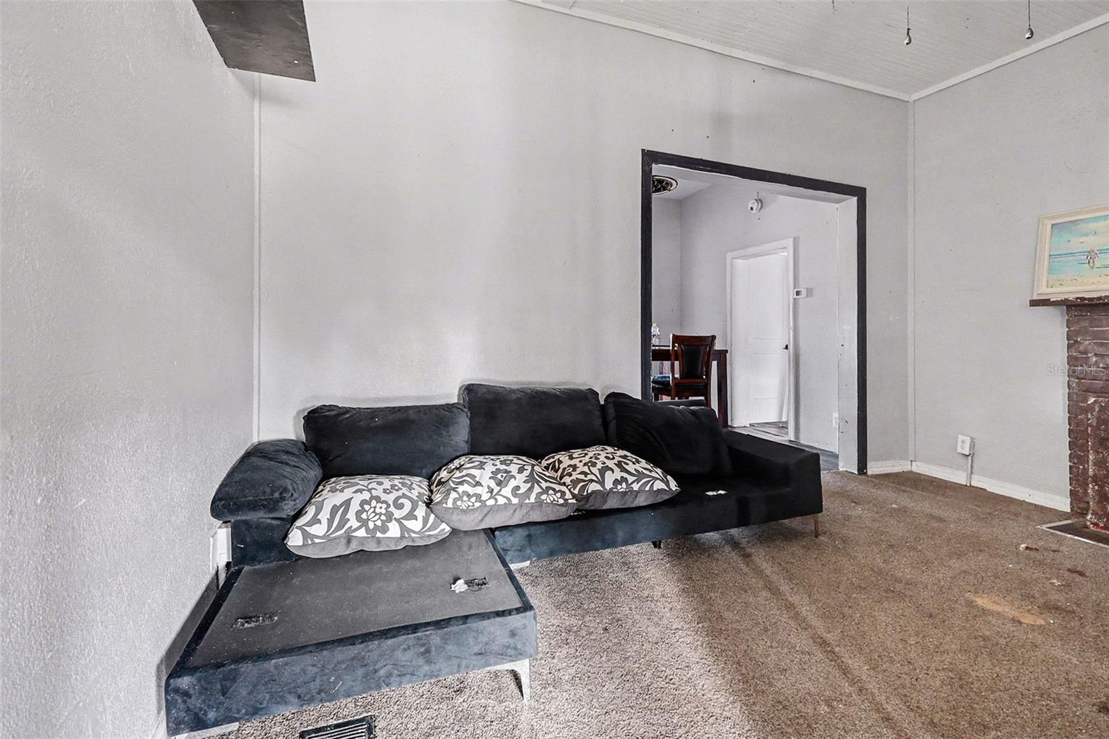 THOMPSONS (J.L.) ADDITION - Residential