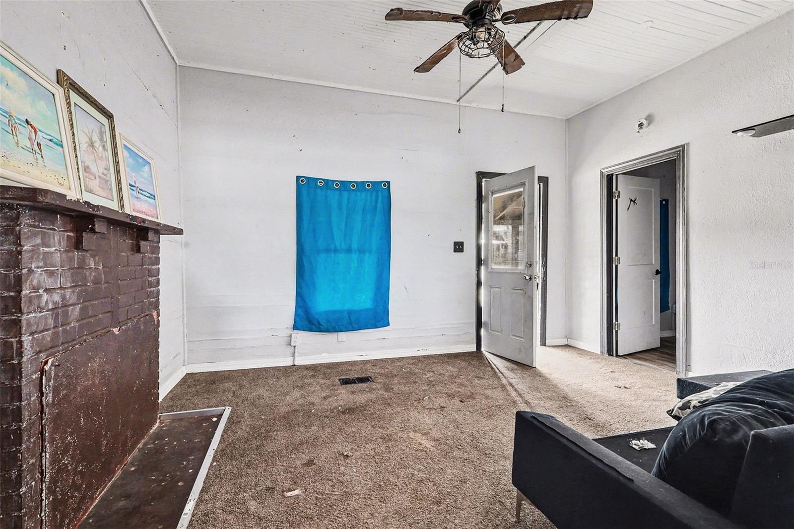 THOMPSONS (J.L.) ADDITION - Residential