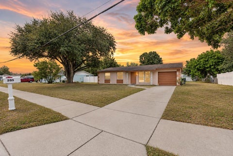 Photo of 205 Miller Mac Road, Apollo Beach, FL 33572 (MLS # TB8535669)