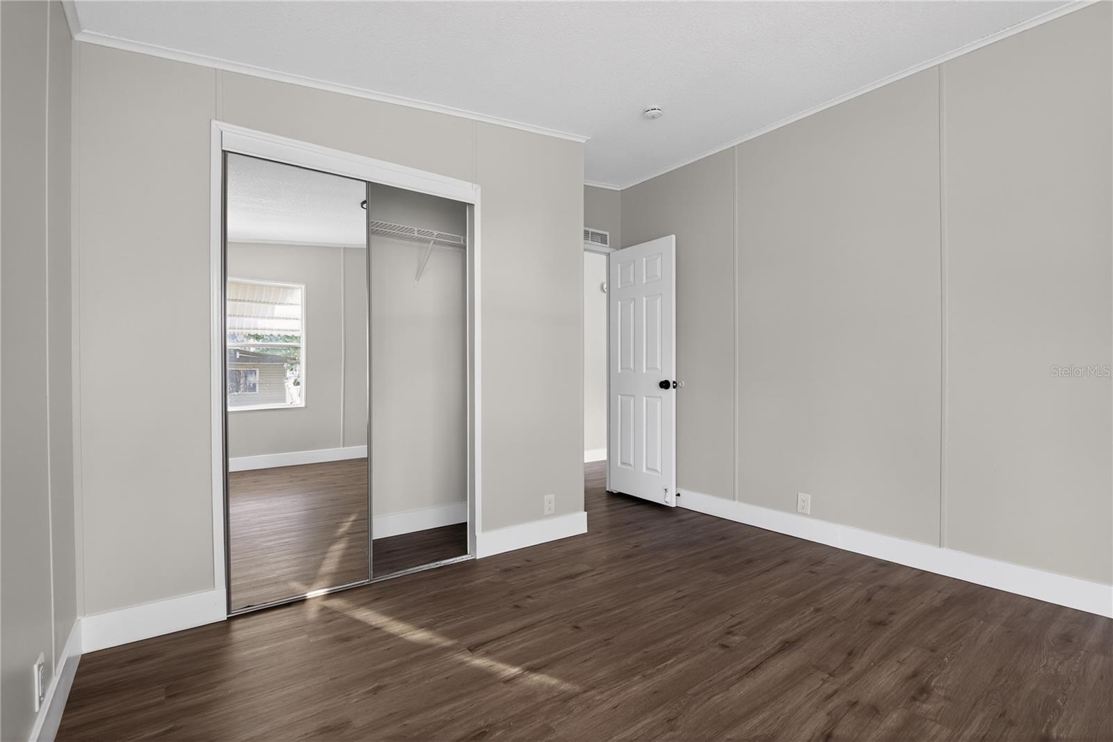 LAKE PARK - Residential