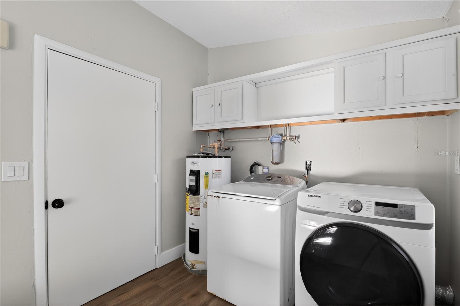 LAKE PARK - Residential